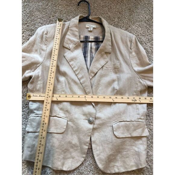 Adrienne Vittadini Women’s Cream with Blue Striped Inside One Button Blazer Suit - Picture 6 of 8